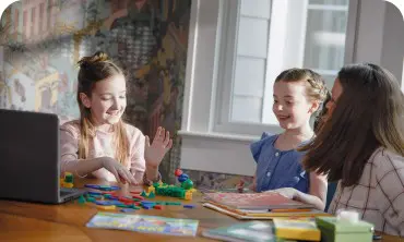 How Private School Online Learning Works image 6 (name 1682975114057.jpg)